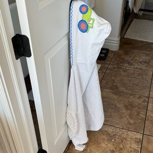 3 Marthas White Embroidered Tractor Towel